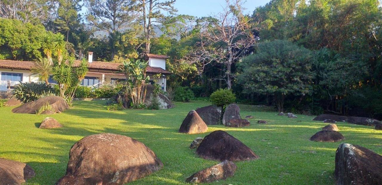 Elephant Guesthouse Beira Mar - Suites Com Cafe Da Manha Ilhabela Exterior photo
