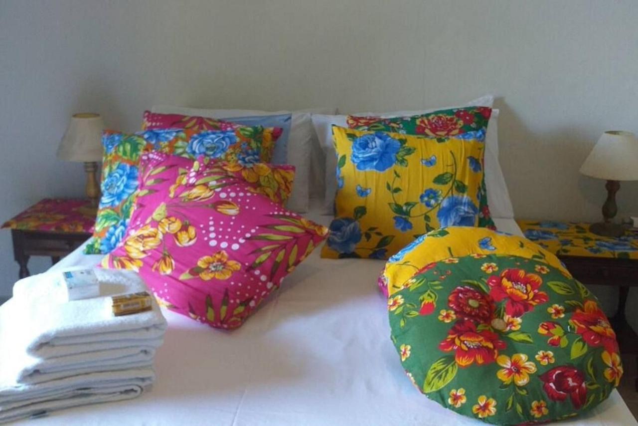 Elephant Guesthouse Beira Mar - Suites Com Cafe Da Manha Ilhabela Exterior photo